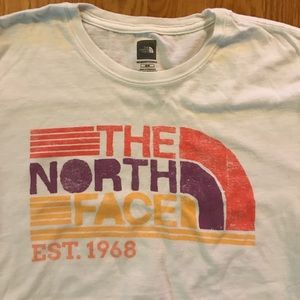 Women’s medium The North Face T-Shirt